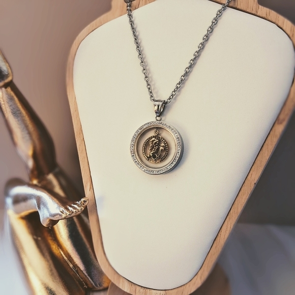 💥 Aries Zodiac Necklace – Bold, Fiery, and Fearless! - Picture 3 of 10